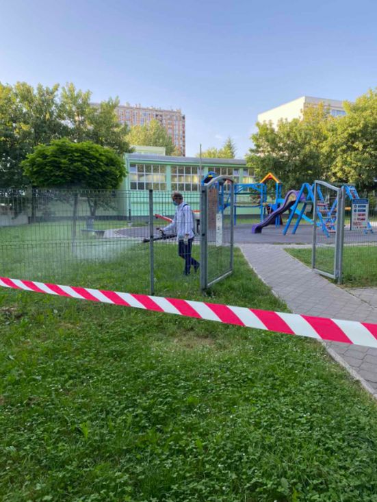 Foto: Opština Novo Sarajevo/Na Vilsonovom šetalištu zelene površine ograđene trakom: Evo šta je razlog